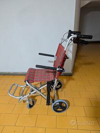 sedia a rotelle da transito
