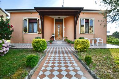 VILLA SINGOLA A TORRE DI MOSTO