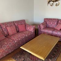 Coppia di divani in stile tirolese