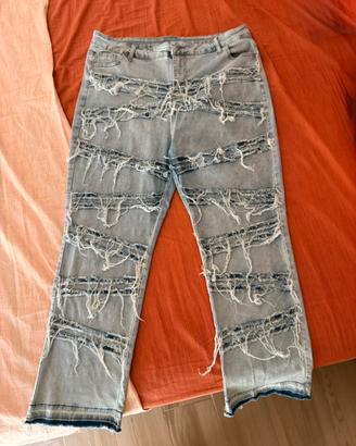 Jeans sfrangiato