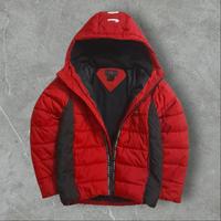 Piumino Jordan rosso con cappuccio | M |