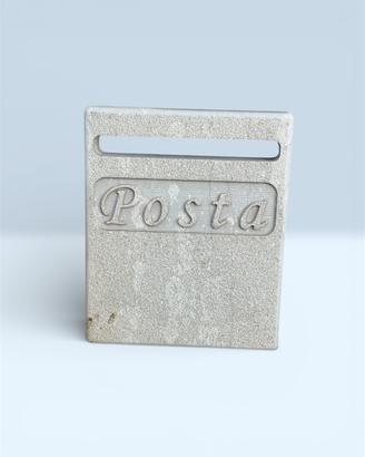 Buca posta in pietra per esterno, rivestimento