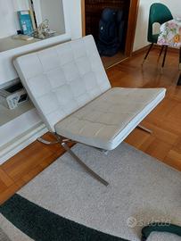 Poltrona mod. Barcelona pelle/ecopelle bianca