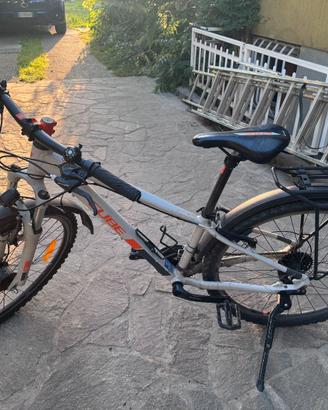 Bicicletta Cube buone condizioni