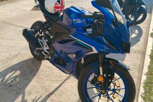Yamaha yzf r125 anno 2025 