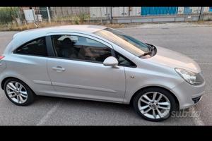 Opel corsa 1.2 3porte Sport