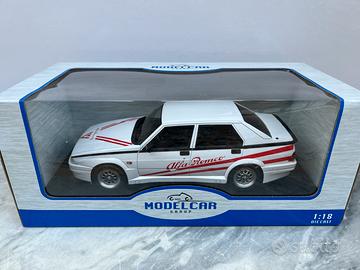 Alfa Romeo 75 Evoluzione White 1987 1:18 MCG 1/18