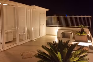 Attico bianco