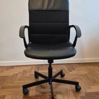 Sedia studio nera girevole Ikea