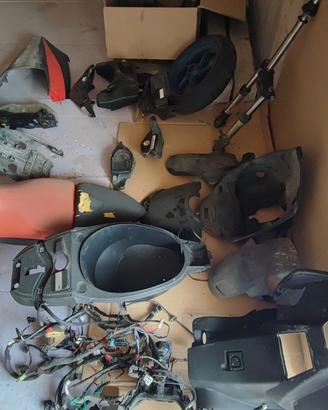 ricambi Aprilia sr50 dtec a iniezione 