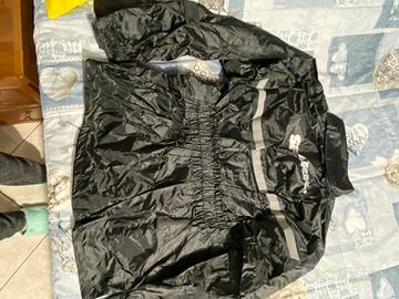 Tuta antipioggia da moto