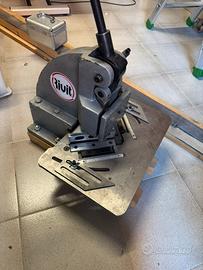 Taglia lamiera squadratice rivit