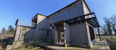 Immobile in asta di 416 m² con 4 locali a Basiglio