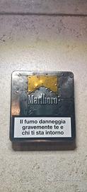 Portasigarette in metallo marlboro