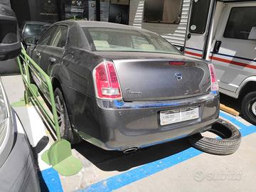 lancia thema del 2012