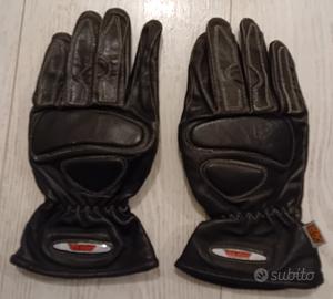 Guanti per moto con protezioni