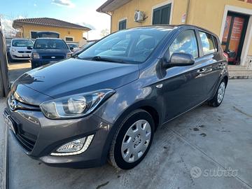 Hyundai i20 1.2 5p. Gpl