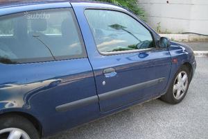 Renault clio ricambi