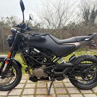 HUSQVARNA SVARTPILEN 125 - 2023