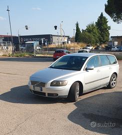 VOLVO V50 2.0 TD