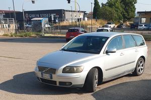 VOLVO V50 2.0 TD