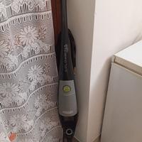scopa elettrica DeLonghi