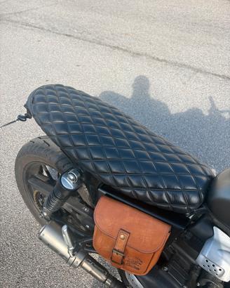 Sella per triumph street twin 900