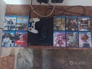 Ps4+ 2 joystick+ 8 giochi