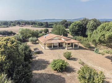 VILLA SINGOLA A BASSANO ROMANO