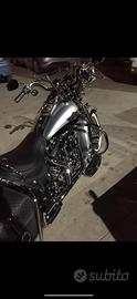 Harley softail heritage spinger centenario