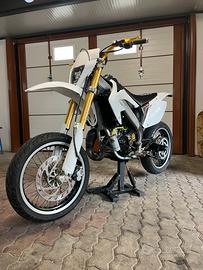hm 50