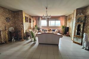 Prestigioso e panoramicissimo 6 vani Via Scobar