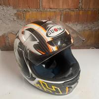 Casco suomy