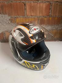 Casco suomy