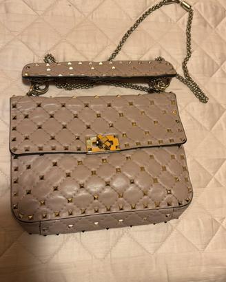 Valentino borsa rockstud spike cipria