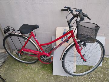 bicicletta donna 26 fucsia da sistemare 