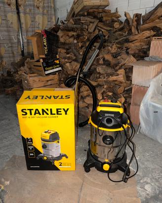 Bidone Aspiratutto Stanley SXVC30XTDE 1600W 30L