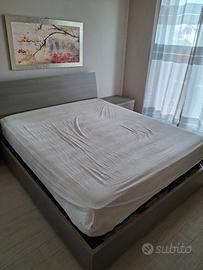 letto matrimoniale contenitore +  2 comodini + 