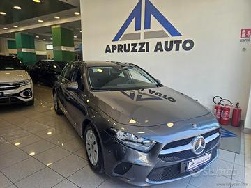 MERCEDES-BENZ A 180 d Executive