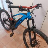 Bici elettrica E-Bike MTB Fantic xtf 1.5