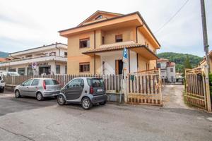 4 LOCALI A CITTADUCALE