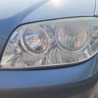 FARO ANTERIORE SINISTRO FIAT Grande Punto 1Â° Seri