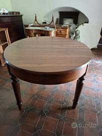 Antico Tavolo tondo in legno massello