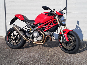 Ducati monster 1100 evo