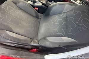 Interni peugeot 2008