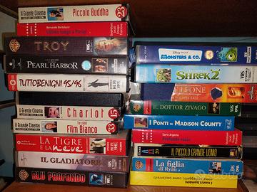 Lotto videocassette vhs film famosi 