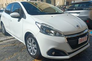 Peugeot 208 BlueHDi 100 S&S 5 porte Allure