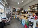attivita-licenza-di-50-m²-con-2-locali-a-sanremo