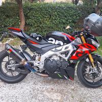 Aprilia tuono v4 factory