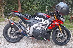Aprilia tuono v4 factory